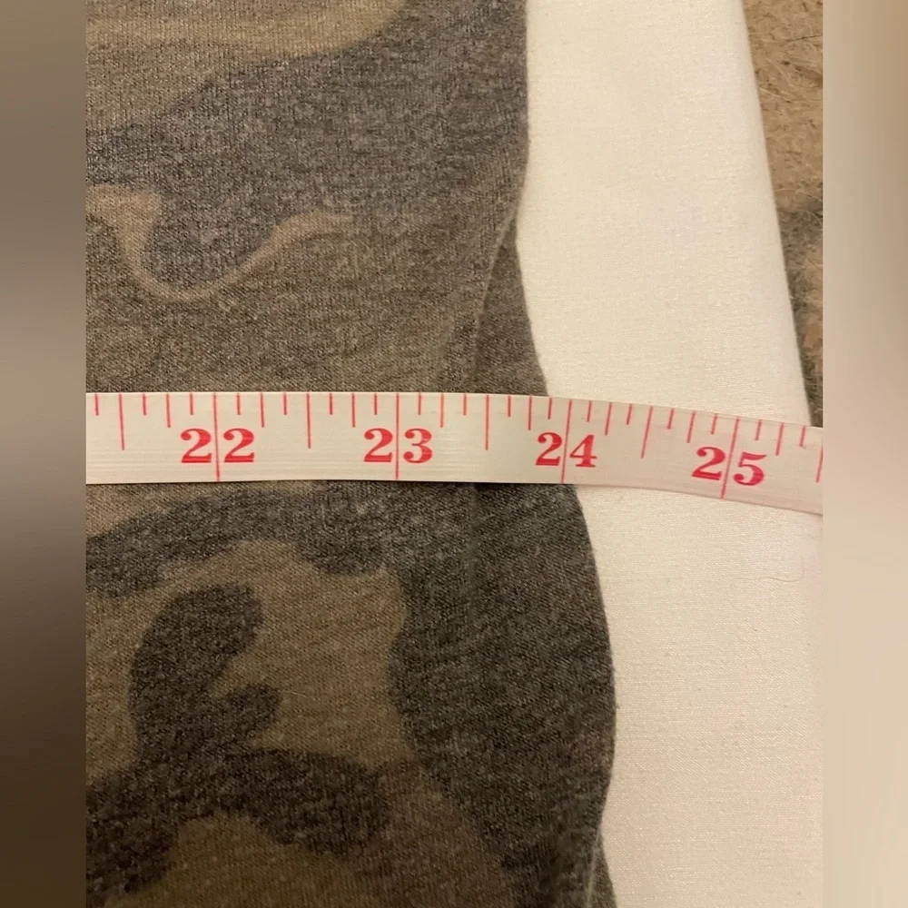 Misia Curvy size 1X tiger camo shirt - Picture 8 of 10